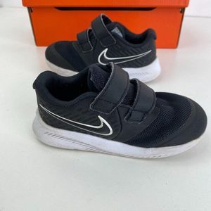 NIKE FLEX CONTACT STAR RUNNER BLACK/DARK GREY SNEA
